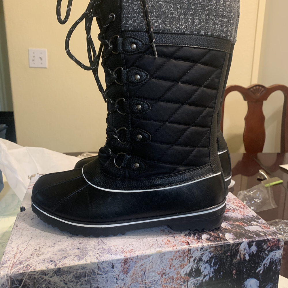 Women's Black Winter Boots